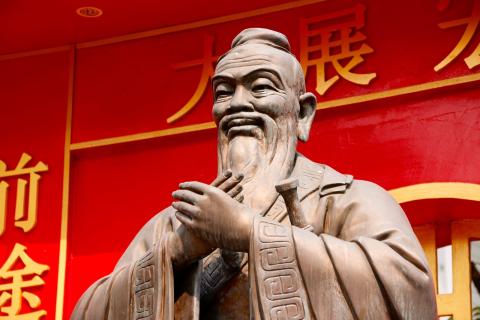 Statue of Confucius